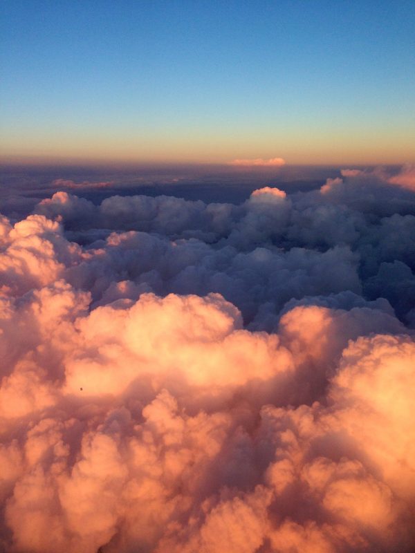 Über den Wolken